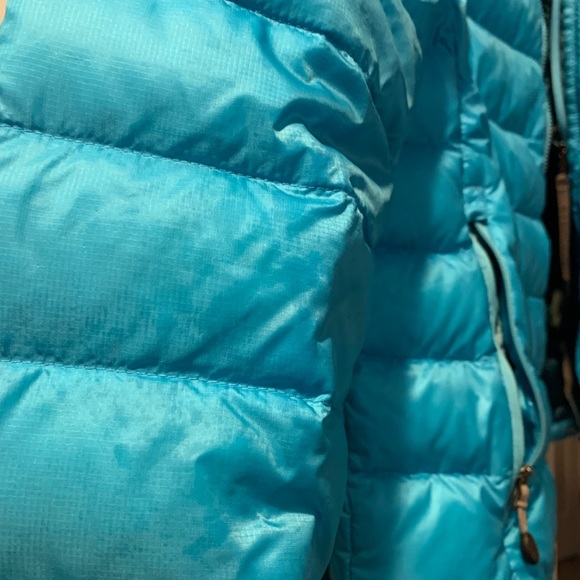 L.L BEAN ULTRALIGHT 850 DOWN JACKET AQUA BLUE DOWNTEK PACKABLE WOMENS SIZE XS - Picture 5 of 6